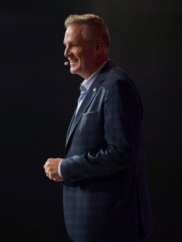 IMG_0082 Tyler Whitehead speaking at the 2018 Nu Skin Americas Convention.