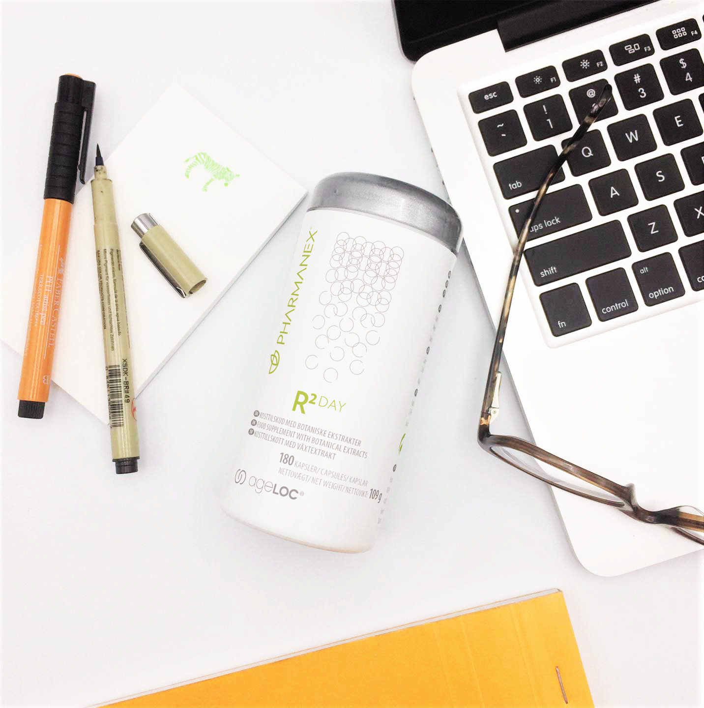 pharmanex-r2-day-product-lifestyle-image