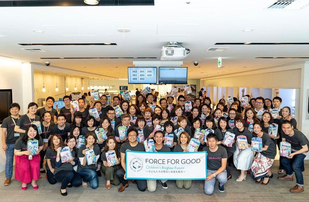 ニュースキンジャパン「Force for Good Day2018」  Kits for Kids Project 作業風景 東京エクスペリエンス センター