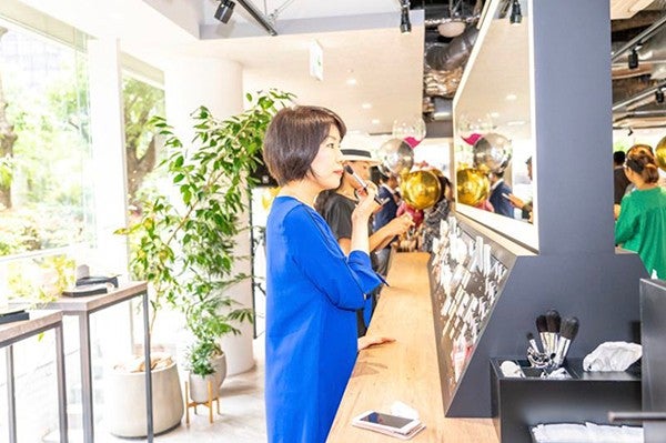 大阪エクスペリエンス センター リニューアル オープン初めての体験型店舗 Cafe も併設 公式 ニュースキン Nu Skin
