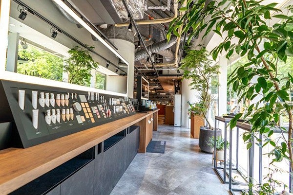 大阪エクスペリエンス センター リニューアル オープン初めての体験型店舗 Cafe も併設 公式 ニュースキン Nu Skin