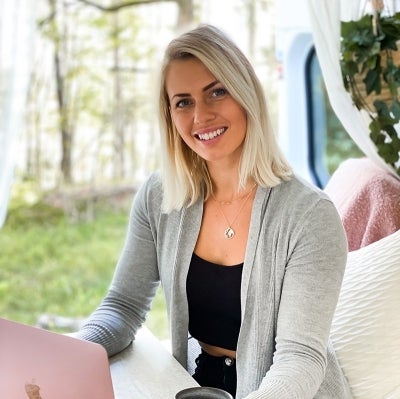 nu-skin-brand-affiliate-october-success-story-amanda-berggren